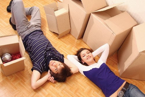 Unloading boxes at a new home during same day removals